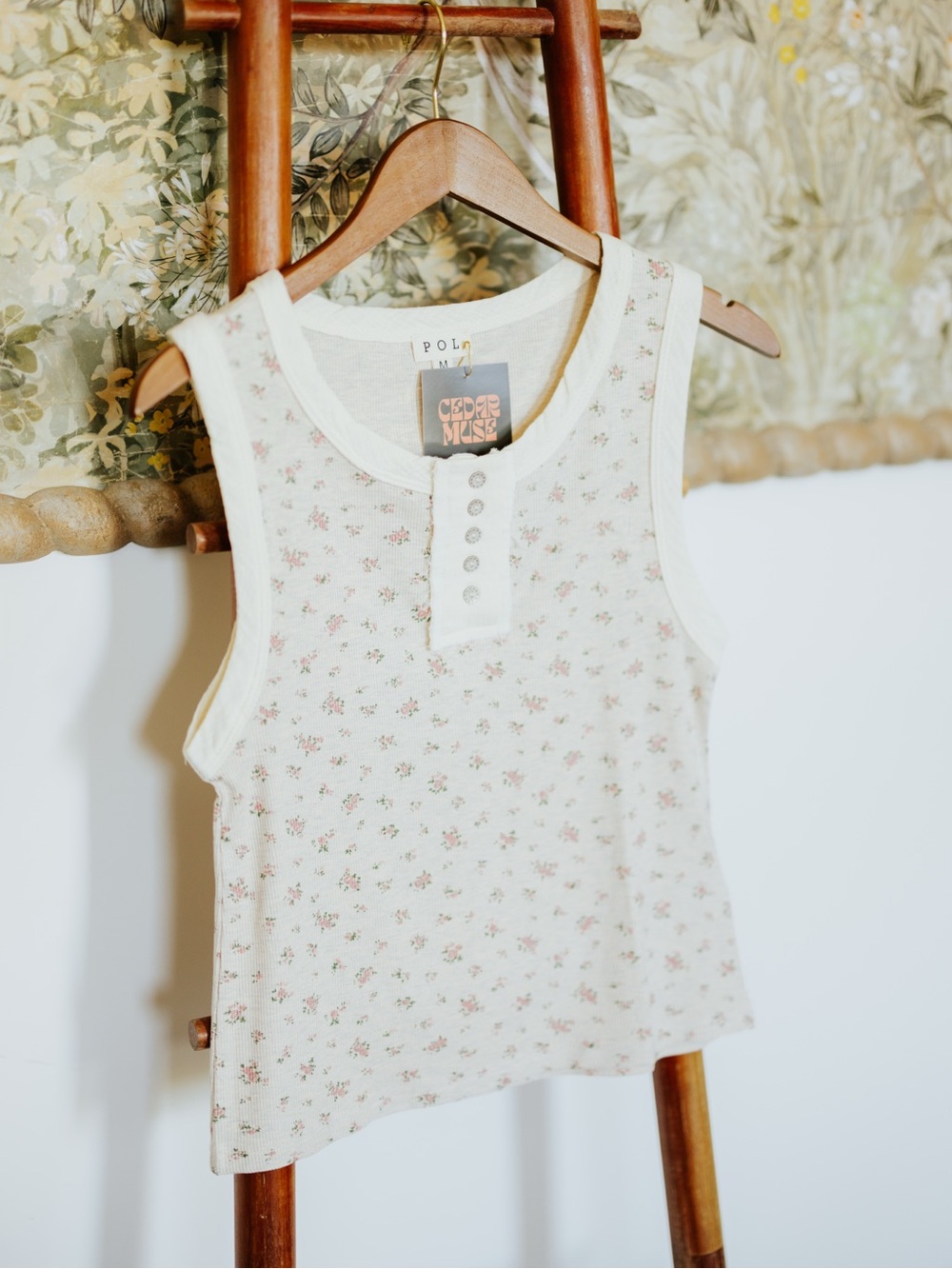 Round Neck Sleeveless Ribbed Floral Printed Knit Top NWT